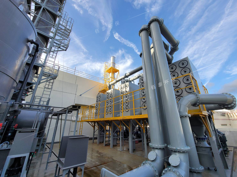 濾筒除塵器vs布袋除塵器：哪種更適合您的車間？